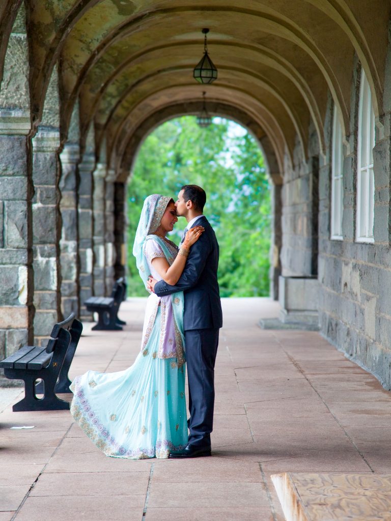 visual-storyteller-capturing-your-wedding